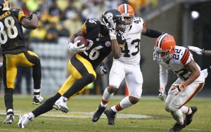 Cleveland Browns v Pittsburgh Steelers